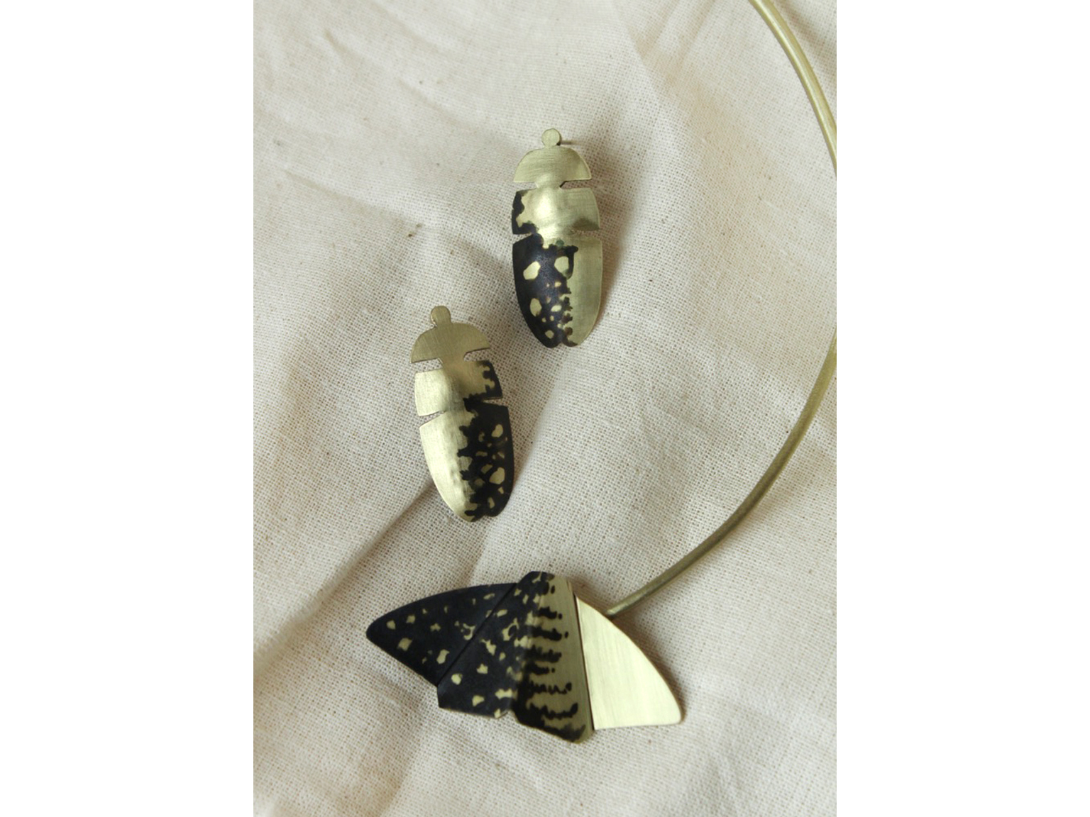 E-tumi beetle-5 | studs black textured - Image 3